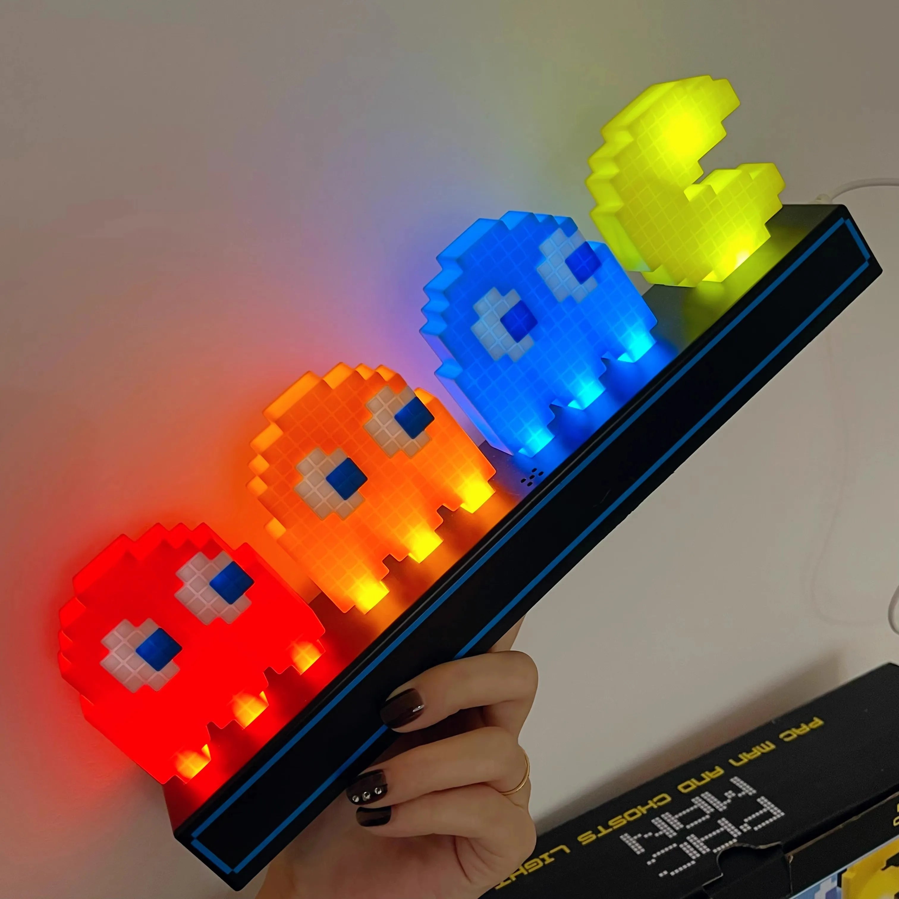 Lámpara LED3D Pac-Man:¡Ilumina tu espacio con nostalgia pixelada!